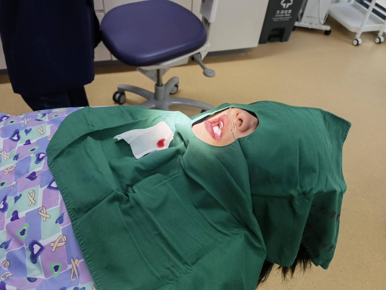 再克高危疑难病例!公司为为血氧仅60%先心病患者成功实施无痛拔牙 第 3 张 再克高危疑难病例!公司为为血氧仅60%先心病患者成功实施无痛拔牙 第 3 张